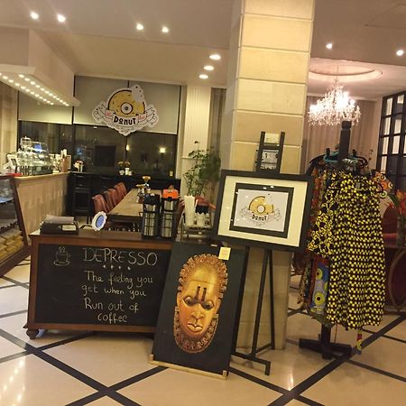Royal Grand Hotel Monrovia Exterior foto