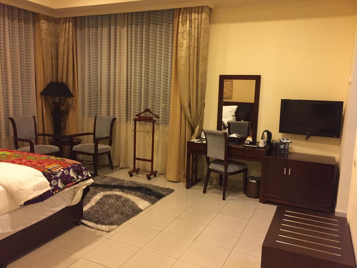 Royal Grand Hotel Monrovia Exterior foto