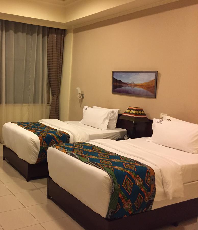 Royal Grand Hotel Monrovia Exterior foto